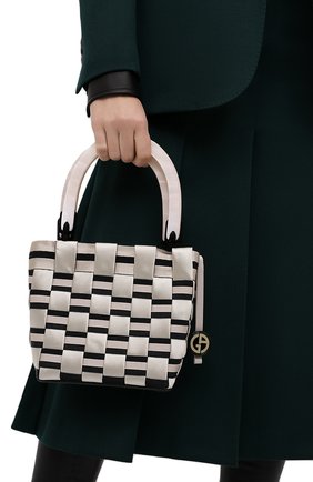 Женская сумка GIORGIO ARMANI черно-белого цвета по цене 220000 руб., арт. 61M523/0A053 | Фото 2 Женская сумка GIORGIO ARMANI черно-белого цвета, арт. 61M523/0A053 | Фото 2