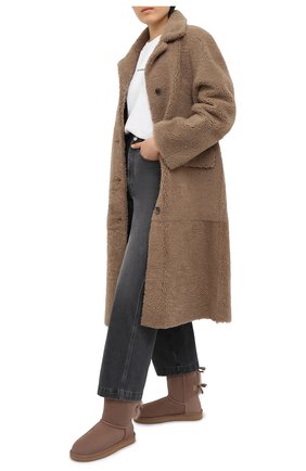 Женские замшевые сапоги bailey bow UGG коричневого цвета по цене 19140 руб., арт. 1016225_CRBO | Фото 2 Женские замшевые сапоги bailey bow UGG коричневого цвета, арт. 1016225_CRBO | Фото 2
