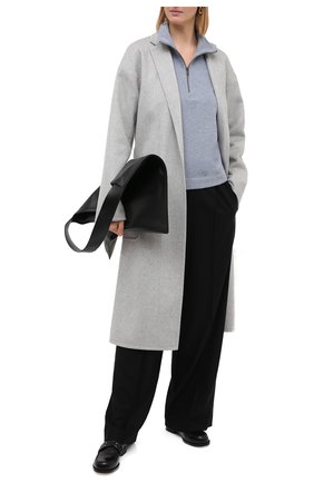 Женское шерстяное пальто HELMUT LANG светло-серого цвета по цене 98350 руб., арт. K06HW402 | Фото 2 Женское шерстяное пальто HELMUT LANG светло-серого цвета, арт. K06HW402 | Фото 2