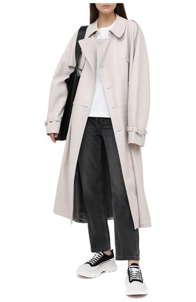 Женские текстильные кеды ALEXANDER MCQUEEN черно-белого цвета по цене 52950 руб., арт. 611705/W4L32 | Фото 2 Женские текстильные кеды ALEXANDER MCQUEEN черно-белого цвета, арт. 611705/W4L32 | Фото 2