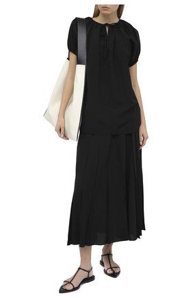 Женская топ из вискозы и льна JIL SANDER черного цвета по цене 49950 руб., арт. JSCR560606-WR391000 | Фото 2 Женская топ из вискозы и льна JIL SANDER черного цвета, арт. JSCR560606-WR391000 | Фото 2