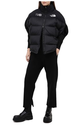 Женская куртка mm6 x the north face MM6 черного цвета по цене 82850 руб., арт. S62AN0041/S53390 | Фото 2 Женская куртка mm6 x the north face MM6 черного цвета, арт. S62AN0041/S53390 | Фото 2