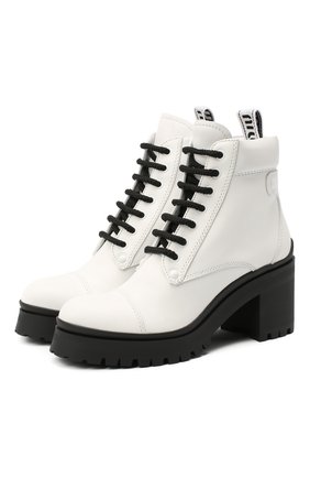 Женские кожаные ботильоны MIU MIU белого цвета по цене 84200 руб., арт. 5T192D/3A6F | Фото 1 Женские кожаные ботильоны MIU MIU белого цвета, арт. 5T192D/3A6F | Фото 1