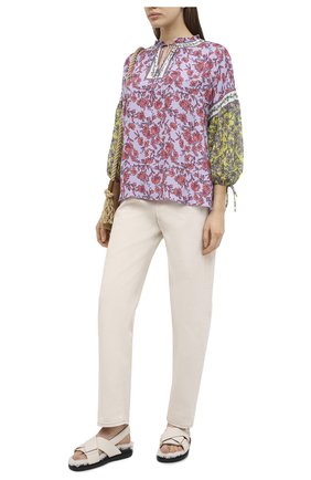 Женская блузка из вискозы ALICE + OLIVIA разноцветного цвета по цене 36900 руб., арт. CC004P12037 | Фото 2 Женская блузка из вискозы ALICE + OLIVIA разноцветного цвета, арт. CC004P12037 | Фото 2
