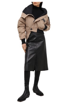 Женский пуховая куртка y/project x canada goose Y/PROJECT бежевого цвета по цене 152000 руб., арт. YPCGJACK1 F230 | Фото 2 Женский пуховая куртка y/project x canada goose Y/PROJECT бежевого цвета, арт. YPCGJACK1 F230 | Фото 2