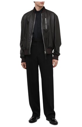 Мужская хлопковая рубашка GIORGIO ARMANI темно-синего цвета по цене 83900 руб., арт. 0WGCCZ41/TZ069 | Фото 2 Мужская хлопковая рубашка GIORGIO ARMANI темно-синего цвета, арт. 0WGCCZ41/TZ069 | Фото 2 (Длина (для топов): Стандартные; Рукава: Длинные; Материал внешний: Хлопок; Случай: Повседневный; Стили: Кэжуэл; Рубашки М: Regular Fit; Воротник: Мандарин; Манжеты: На пуговицах; Принт: Однотонные; Мужское Кросс-КТ: Рубашка-одежда)