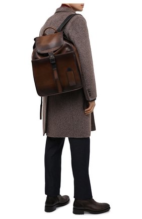 Мужской кожаный рюкзак BERLUTI коричневого цвета по цене 457500 руб., арт. M213270 | Фото 2 Мужской кожаный рюкзак BERLUTI коричневого цвета, арт. M213270 | Фото 2