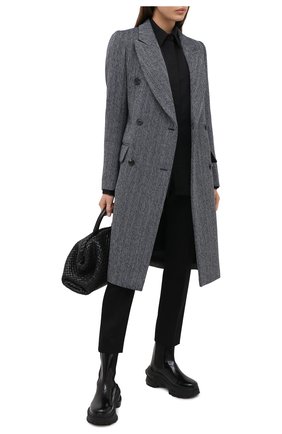Женское пальто из шерсти и хлопка VICTORIA BECKHAM темно-синего цвета по цене 228000 руб., арт. 1420WCT002037E | Фото 2 Женское пальто из шерсти и хлопка VICTORIA BECKHAM темно-синего цвета, арт. 1420WCT002037E | Фото 2