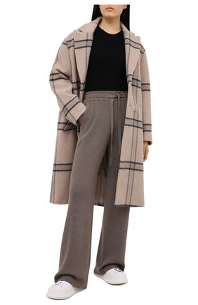 Женские брюки NANUSHKA серого цвета по цене 32300 руб., арт. 0NI_F0SSILE_RECYCLED CASHMERE KNIT | Фото 2 Женские брюки NANUSHKA серого цвета, арт. 0NI_F0SSILE_RECYCLED CASHMERE KNIT | Фото 2