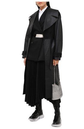 Женские кожаные сапоги ALEXANDER MCQUEEN черного цвета по цене 106000 руб., арт. 633907/WHQSI | Фото 2 Женские кожаные сапоги ALEXANDER MCQUEEN черного цвета, арт. 633907/WHQSI | Фото 2