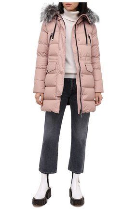 Женский пуховик MONCLER розового цвета по цене 162900 руб., арт. F2-093-1B510-02-C0059 | Фото 2 Женский пуховик MONCLER розового цвета, арт. F2-093-1B510-02-C0059 | Фото 2