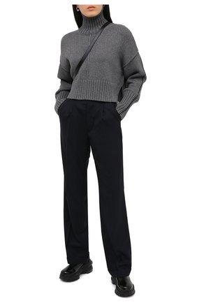 Женские брюки MAISON MARGIELA темно-синего цвета по цене 62150 руб., арт. S29KA0353/S52159 | Фото 2 Женские брюки MAISON MARGIELA темно-синего цвета, арт. S29KA0353/S52159 | Фото 2