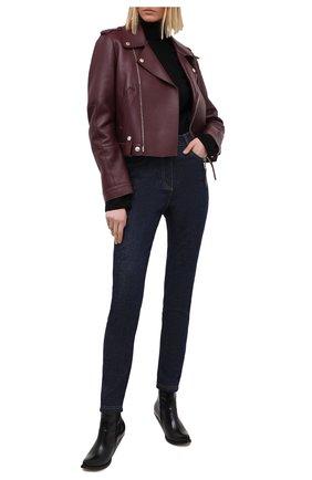 Женские джинсы FENDI синего цвета по цене 54900 руб., арт. FLP673 AD9C | Фото 2 Женские джинсы FENDI синего цвета, арт. FLP673 AD9C | Фото 2