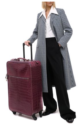 Женский чемодан sicily из кожи крокодила DOLCE & GABBANA фиолетового цвета по цене 41500000 тенге, арт. BB5835/A2F64 | Фото 2 Женский чемодан sicily из кожи крокодила DOLCE & GABBANA фиолетового цвета, арт. BB5835/A2F64 | Фото 2 (Материал: Экзотическая кожа; Размер: large; Ограничения доставки: oversized)