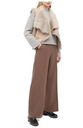 Женский жилет из овчины RALPH LAUREN бежевого цвета по цене 259500 руб., арт. 290817179 | Фото 2 Женский жилет из овчины RALPH LAUREN бежевого цвета, арт. 290817179 | Фото 2