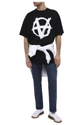 Мужские текстильные кроссовки vetements x reebok sock VETEMENTS белого цвета по цене 53150 руб., арт. UE51SN500B 1385/M | Фото 2 Мужские текстильные кроссовки vetements x reebok sock VETEMENTS белого цвета, арт. UE51SN500B 1385/M | Фото 2