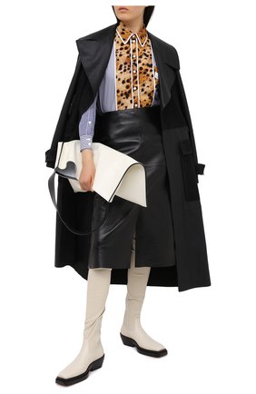 Женская хлопковая рубашка BURBERRY голубого цвета по цене 72500 руб., арт. 8036133 | Фото 2 Женская хлопковая рубашка BURBERRY голубого цвета, арт. 8036133 | Фото 2