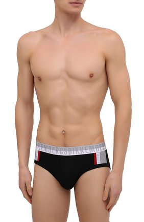 Мужские хлопковые брифы DIRK BIKKEMBERGS черного цвета по цене 3825 руб., арт. VBKT04981 | Фото 2 Мужские хлопковые брифы DIRK BIKKEMBERGS черного цвета, арт. VBKT04981 | Фото 2