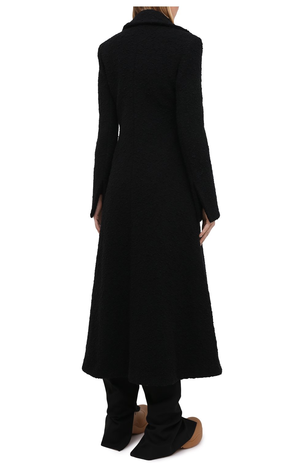 Женское пальто BOTTEGA VENETA черного цвета, арт. 640689/V03D0 | Фото 4 (Рукава: Длинные; Региональные ограничения белый список (Axapta Mercury): RU; Материал внешний: Хлопок; Стили: Классический; Длина (верхняя одежда): Длинные; 1-2-бортные: Двубортные; Материал подклада: Купро)