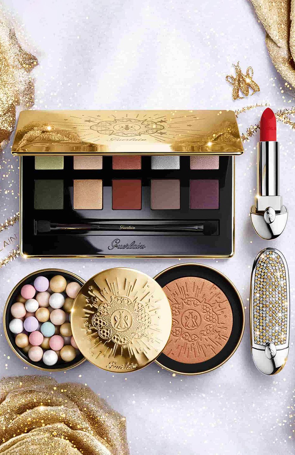 Пудра для лица в шариках météorites golden bee (25g) GUERLAIN бесцветного цвета по цене 0 руб., арт. G043348 | Фото 4 Пудра для лица в шариках météorites golden bee (25g) GUERLAIN бесцветного цвета, арт. G043348 | Фото 4