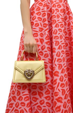 Женская сумка devotion DOLCE & GABBANA желтого цвета по цене 133500 руб., арт. BB6711/AW132 | Фото 2 Женская сумка devotion DOLCE & GABBANA желтого цвета, арт. BB6711/AW132 | Фото 2