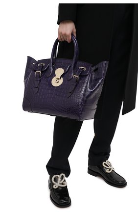 Женская сумка ricky 33 RALPH LAUREN темно-фиолетового цвета по цене 1945000 руб., арт. 435822919/AMIS | Фото 2 Женская сумка ricky 33 RALPH LAUREN темно-фиолетового цвета, арт. 435822919/AMIS | Фото 2 (Сумки-технические: Сумки top-handle, Сумки через плечо; Ремень/цепочка: На ремешке; Размер: medium)