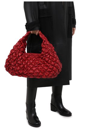 Женская сумка valentino garavani spikeme medium VALENTINO красного цвета по цене 266500 руб., арт. UW0B0H81/EFZ | Фото 2 Женская сумка valentino garavani spikeme medium VALENTINO красного цвета, арт. UW0B0H81/EFZ | Фото 2