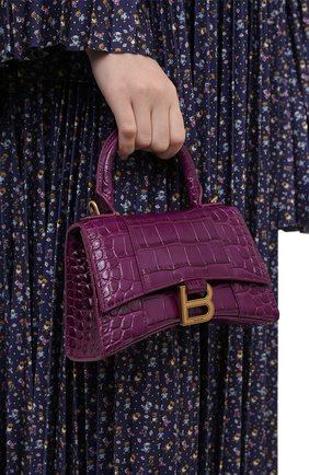 Женская сумка hourglass xs BALENCIAGA фиолетового цвета по цене 117500 руб., арт. 592833/1LRGM | Фото 2 Женская сумка hourglass xs BALENCIAGA фиолетового цвета, арт. 592833/1LRGM | Фото 2