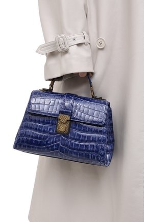 Женская сумка из кожи крокодила BOTTEGA VENETA синего цвета по цене 0 руб., арт. 510709/V0467/CNIL | Фото 2 Женская сумка из кожи крокодила BOTTEGA VENETA синего цвета, арт. 510709/V0467/CNIL | Фото 2 (Сумки-технические: Сумки через плечо, Сумки top-handle; Материал: Экзотическая кожа; Размер: medium; Ремень/цепочка: На ремешке)