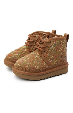 Детские ботинки neumel ii graphic stitch UGG коричневого цвета по цене 8180 руб., арт. 1116170T_CHE | Фото 1 Детские ботинки neumel ii graphic stitch UGG коричневого цвета, арт. 1116170T_CHE | Фото 1 (Материал внешний: Замша; Материал утеплителя: Шерсть)