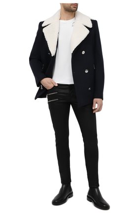 Мужская хлопковая футболка SAINT LAURENT белого цвета по цене 26550 руб., арт. 632713/YBWG2 | Фото 2 Мужская хлопковая футболка SAINT LAURENT белого цвета, арт. 632713/YBWG2 | Фото 2 (Материал внешний: Хлопок; Длина (для топов): Стандартные; Рукава: Короткие; Мужское Кросс-КТ: Футболка-одежда; Стили: Кэжуэл; Принт: С принтом)