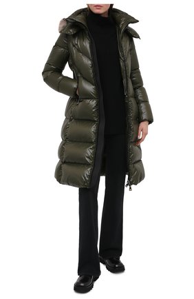 Женский пуховик MONCLER хаки цвета по цене 169100 руб., арт. F2-093-1C575-01-C0065 | Фото 2 Женский пуховик MONCLER хаки цвета, арт. F2-093-1C575-01-C0065 | Фото 2