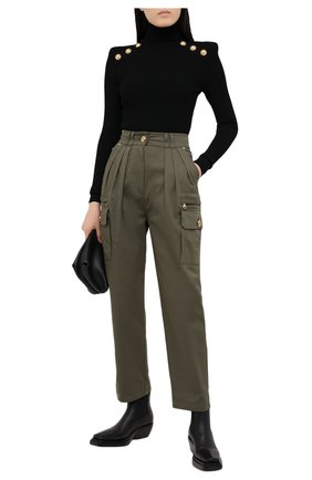 Женские хлопковые брюки BALMAIN хаки цвета по цене 99500 руб., арт. VF15743/D086 | Фото 2 Женские хлопковые брюки BALMAIN хаки цвета, арт. VF15743/D086 | Фото 2