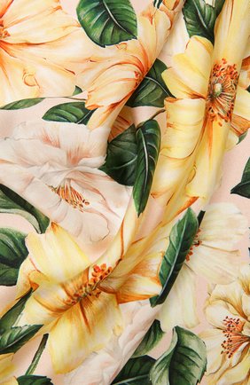Женский шелковый платок DOLCE & GABBANA желтого цвета по цене 22850 руб., арт. FN092R/GDV60 | Фото 2 Женский шелковый платок DOLCE & GABBANA желтого цвета, арт. FN092R/GDV60 | Фото 2