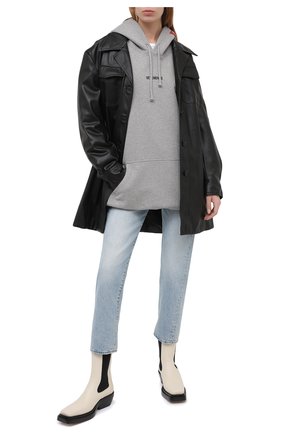 Женская хлопковое худи VETEMENTS серого цвета по цене 63350 руб., арт. UE51TR550G 1601/W | Фото 2 Женская хлопковое худи VETEMENTS серого цвета, арт. UE51TR550G 1601/W | Фото 2