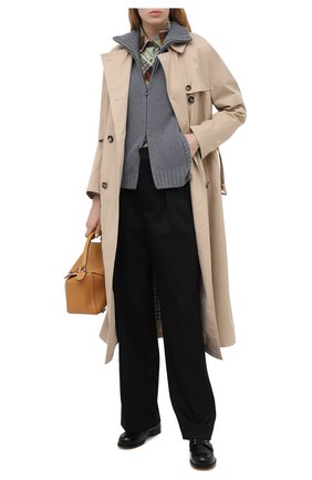 Женский кашемировый кардиган LORO PIANA серого цвета по цене 225000 руб., арт. FAL2012 | Фото 2 Женский кашемировый кардиган LORO PIANA серого цвета, арт. FAL2012 | Фото 2 (Длина (для топов): Стандартные; Материал внешний: Шерсть, Кашемир; Стили: Кэжуэл; Рукава: Длинные; Женское Кросс-КТ: кардиган-трикотаж)