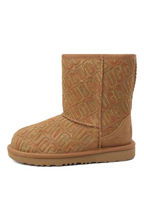 Детские угги classic ii graphic stitch UGG коричневого цвета по цене 12250 руб., арт. 1112383K_CHE | Фото 2 Детские угги classic ii graphic stitch UGG коричневого цвета, арт. 1112383K_CHE | Фото 2 (Материал утеплителя: Шерсть, Натуральный мех; Материал внешний: Замша; Кросс-КТ: полусапоги)