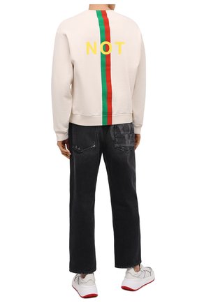 Мужской хлопковый свитшот «fake/not» GUCCI кремвого цвета по цене 66000 руб., арт. 635847/XJCXY | Фото 2 Мужской хлопковый свитшот «fake/not» GUCCI кремвого цвета, арт. 635847/XJCXY | Фото 2
