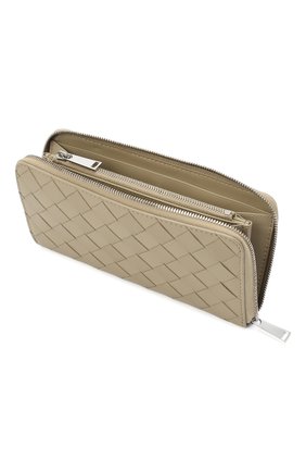 Мужской кожаное портмоне BOTTEGA VENETA бежевого цвета по цене 56550 руб., арт. 593217/VCPQ4 | Фото 3 Мужской кожаное портмоне BOTTEGA VENETA бежевого цвета, арт. 593217/VCPQ4 | Фото 3 (Материал: Кожа)