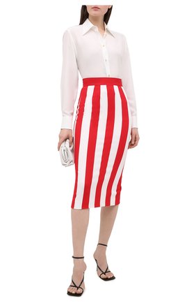 Женская юбка из вискозы DOLCE & GABBANA красного цвета по цене 65050 руб., арт. F4BWHT/FSRMG | Фото 2 Женская юбка из вискозы DOLCE & GABBANA красного цвета, арт. F4BWHT/FSRMG | Фото 2