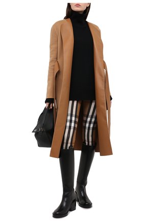 Женские брюки из вискозы и шелка BURBERRY коричневого цвета по цене 67100 руб., арт. 4566766 | Фото 2 Женские брюки из вискозы и шелка BURBERRY коричневого цвета, арт. 4566766 | Фото 2