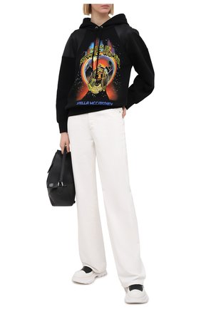 Женский хлопковое худи STELLA MCCARTNEY черного цвета по цене 69100 руб., арт. 602063/S0W44 | Фото 2 Женский хлопковое худи STELLA MCCARTNEY черного цвета, арт. 602063/S0W44 | Фото 2 (Материал внешний: Хлопок; Стили: Спорт-шик; Рукава: Длинные; Длина (для топов): Стандартные; Женское Кросс-КТ: Худи-одежда; Региональные ограничения белый список (Axapta Mercury): RU)