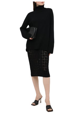 Женская шерстяная юбка DOLCE & GABBANA черного цвета по цене 99500 руб., арт. FXC23T/JAV67 | Фото 2 Женская шерстяная юбка DOLCE & GABBANA черного цвета, арт. FXC23T/JAV67 | Фото 2