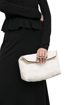 Женский клатч jewelled satchel ALEXANDER MCQUEEN белого цвета по цене 239000 руб., арт. 631865/13Z2Y | Фото 2 Женский клатч jewelled satchel ALEXANDER MCQUEEN белого цвета, арт. 631865/13Z2Y | Фото 2