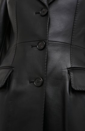 Женское кожаное пальто DOLCE & GABBANA черного цвета, арт. F0A18L/HULJ8 | Фото 5 (Рукава: Длинные; Стили: Гламурный; Региональные ограничения белый список (Axapta Mercury): RU; Материал подклада: Синтетический материал; Длина (верхняя одежда): Длинные; 1-2-бортные: Однобортные; Материал внешний: Натуральная кожа; Женское Кросс-КТ: Замша и кожа)