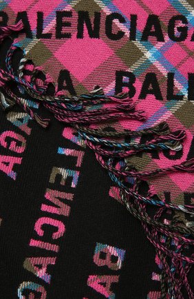 Мужские шерстяной шарф BALENCIAGA розового цвета по цене 45450 руб., арт. 614856/320B0 | Фото 2 Мужские шерстяной шарф BALENCIAGA розового цвета, арт. 614856/320B0 | Фото 2