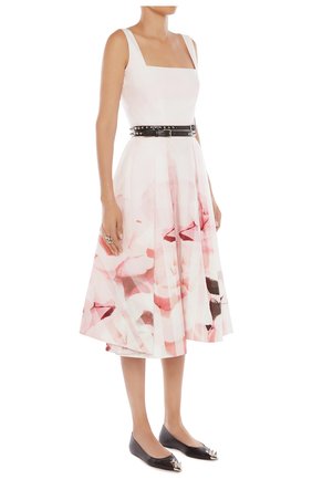 Женское платье ALEXANDER MCQUEEN розового цвета по цене 332000 руб., арт. 651670/QCACB | Фото 2 Женское платье ALEXANDER MCQUEEN розового цвета, арт. 651670/QCACB | Фото 2