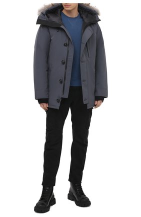 Мужская пуховая парка chateau с меховой отделкой CANADA GOOSE темно-серого цвета по цене 117500 руб., арт. 3426MB | Фото 2 Мужская пуховая парка chateau с меховой отделкой CANADA GOOSE темно-серого цвета, арт. 3426MB | Фото 2