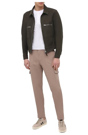 Мужская хлопковая футболка TOM FORD белого цвета по цене 35950 руб., арт. BW402/TFJ957 | Фото 2 Мужская хлопковая футболка TOM FORD белого цвета, арт. BW402/TFJ957 | Фото 2 (Принт: Без принта; Мужское Кросс-КТ: Футболка-одежда; Длина (для топов): Стандартные; Материал внешний: Хлопок; Стили: Кэжуэл; Рукава: Короткие)