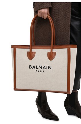 Женский сумка-тоут b-army 42 BALMAIN коричневого цвета по цене 81800 руб., арт. VN1S615/TCFN | Фото 2 Женский сумка-тоут b-army 42 BALMAIN коричневого цвета, арт. VN1S615/TCFN | Фото 2